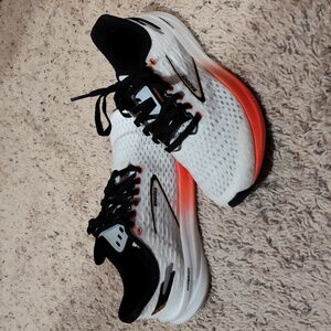 BROOKS Hyperion Women's Running Sneakers~Size 7 1/2 ~EUC